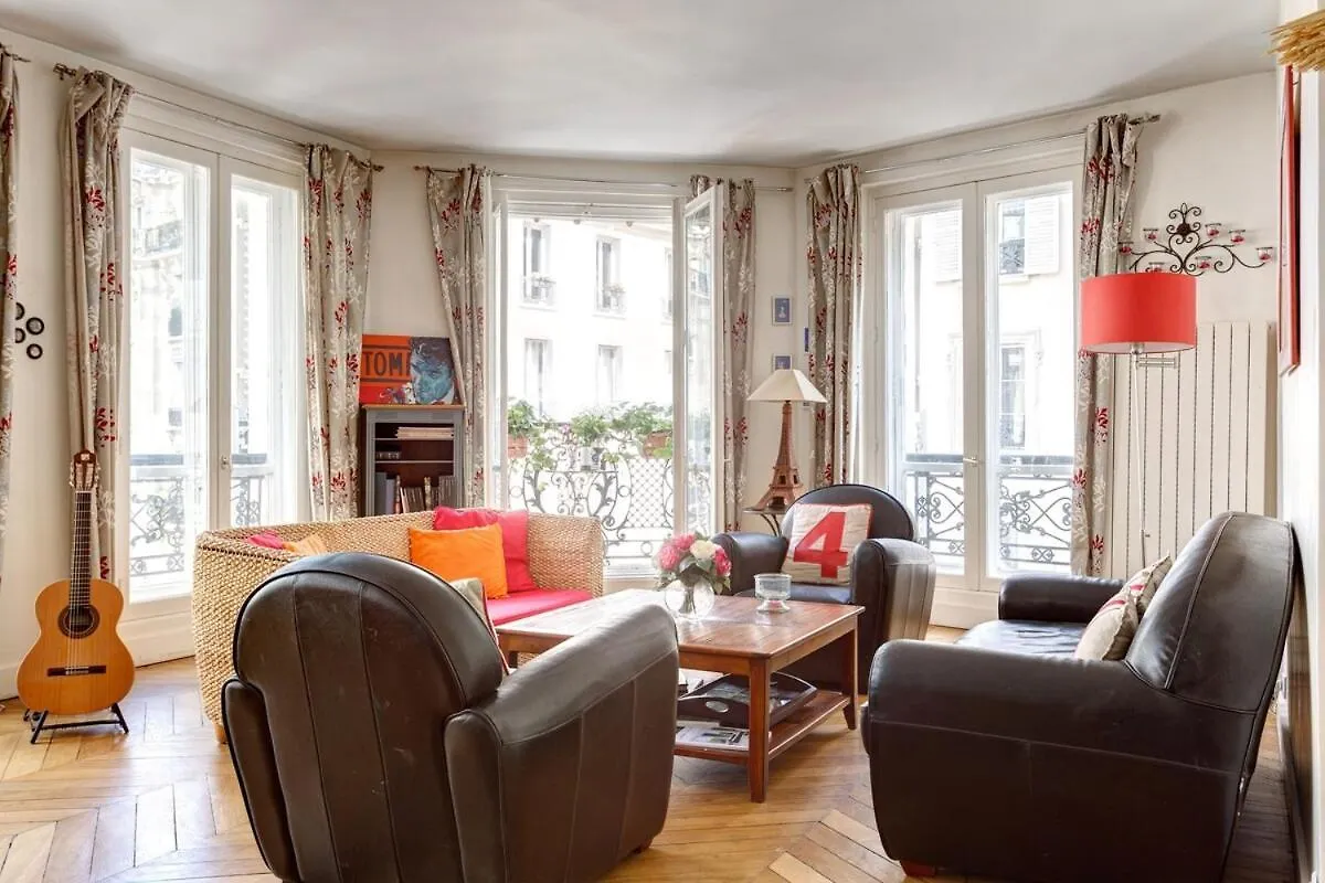 Mon Amour - Vrai Appartement Parisien - Paris Centre- Cosy Modern & Comfort - Free Travel Guide - Offre Speciale Famille - Special Offer Apartment