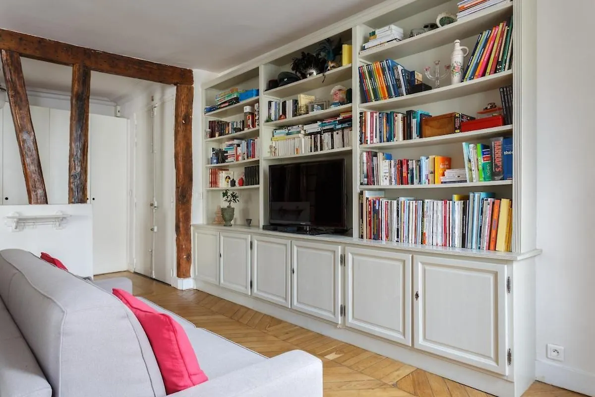 Mon Amour - Vrai Appartement Parisien - Paris Centre- Cosy Modern & Comfort - Free Travel Guide - Offre Speciale Famille - Special Offer 0*,