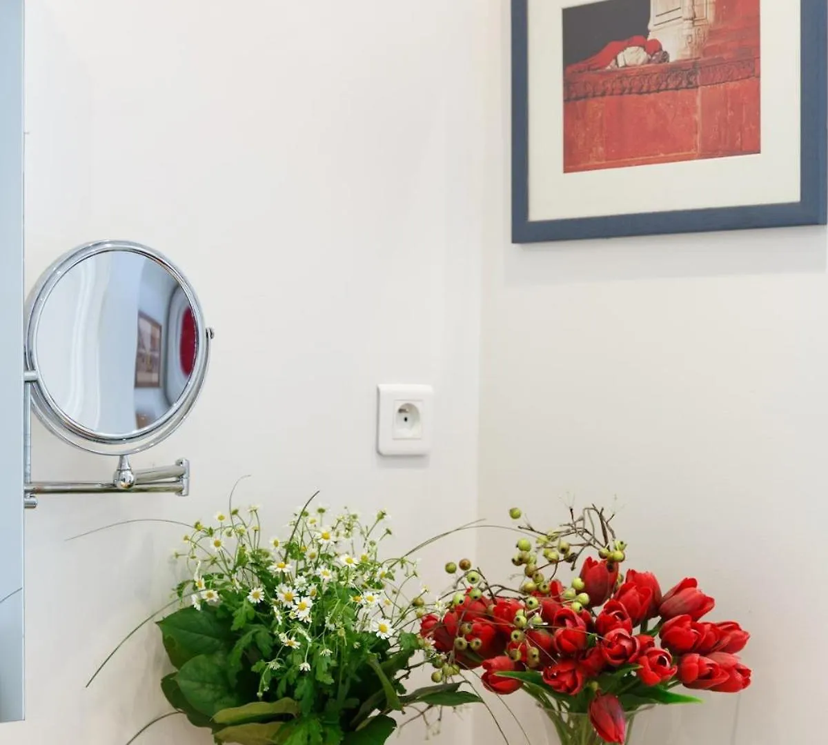 Mon Amour - Vrai Appartement Parisien - Paris Centre- Cosy Modern & Comfort - Free Travel Guide - Offre Speciale Famille - Special Offer 0*,  France