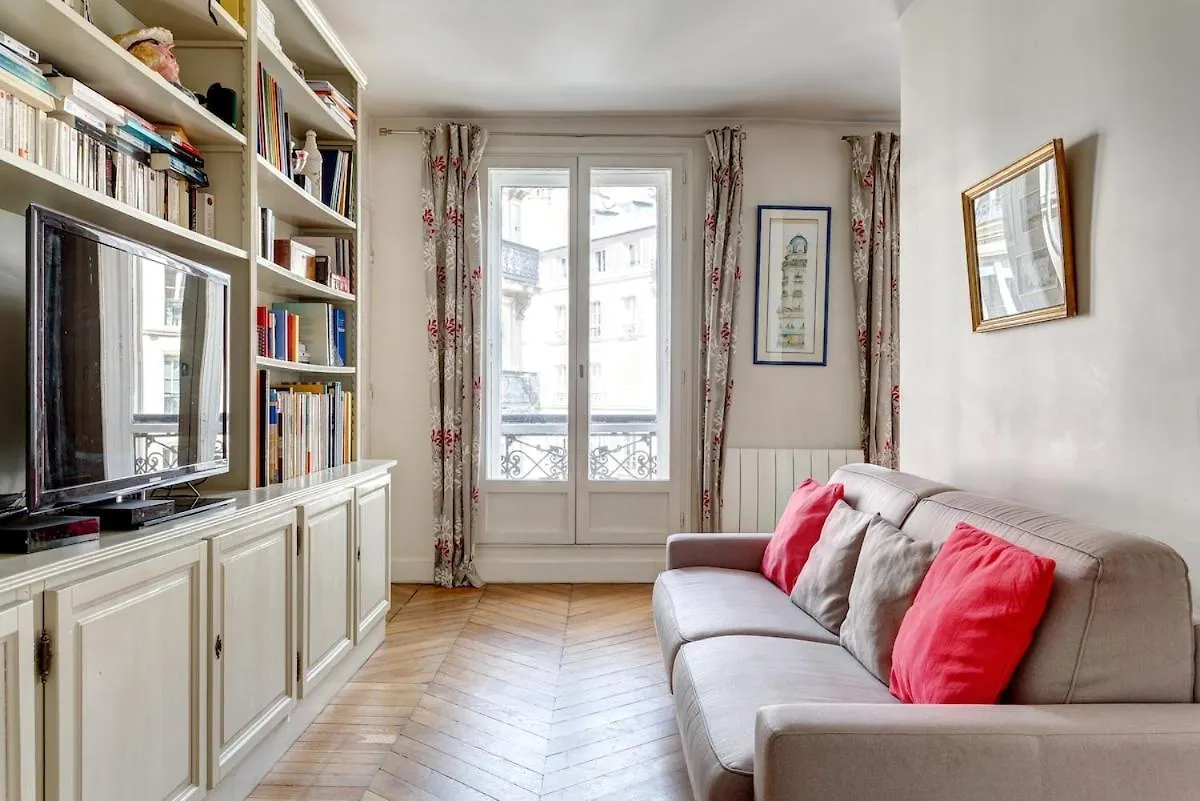 Mon Amour - Vrai Appartement Parisien - Paris Centre- Cosy Modern & Comfort - Free Travel Guide - Offre Speciale Famille - Special Offer Apartment