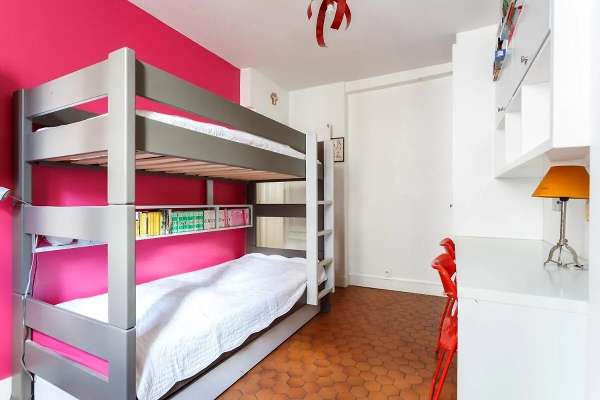 Apartment Mon Amour - Vrai Appartement Parisien - Paris Centre- Cosy Modern & Comfort - Free Travel Guide - Offre Speciale Famille - Special Offer