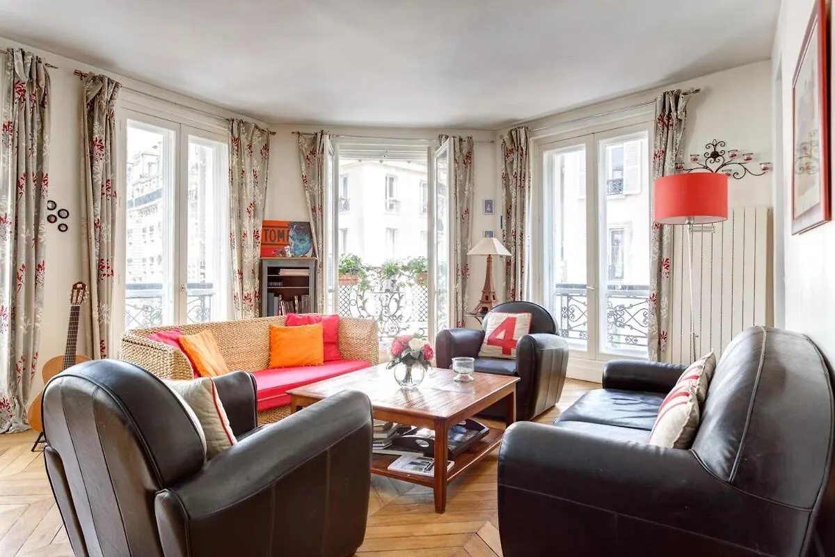 Apartment Mon Amour - Vrai Appartement Parisien - Paris Centre- Cosy Modern & Comfort - Free Travel Guide - Offre Speciale Famille - Special Offer